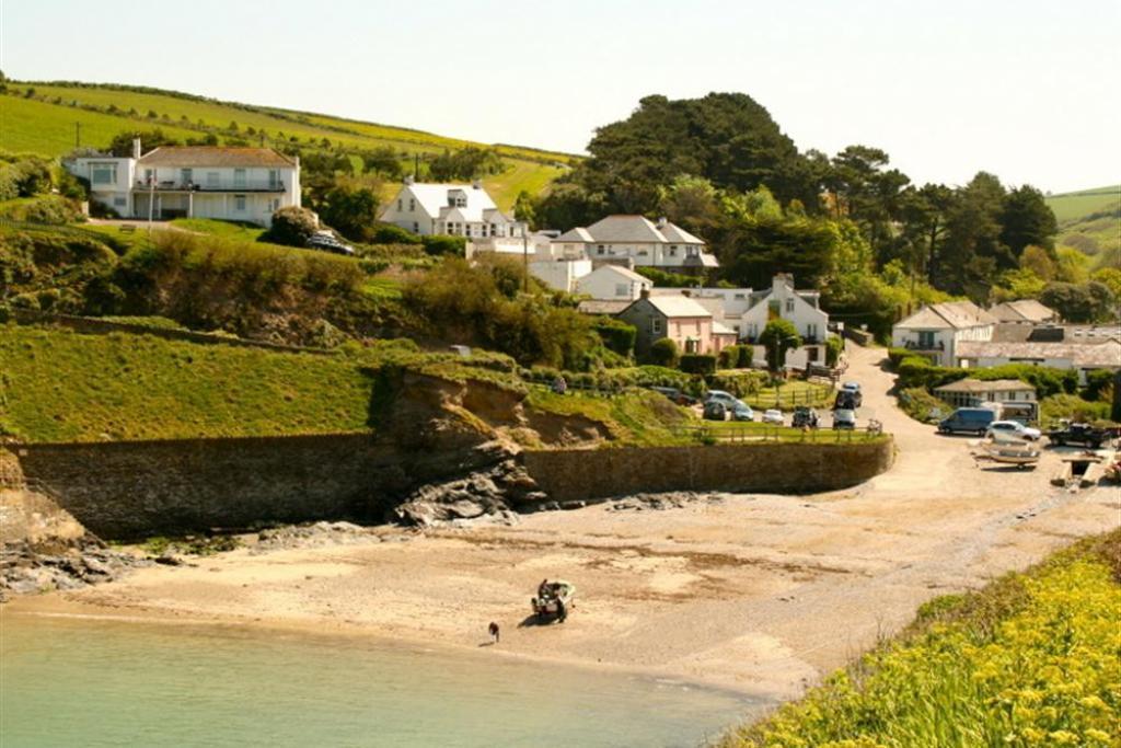 Courtyard - Green Door Cottages Port Isaac Exterior photo